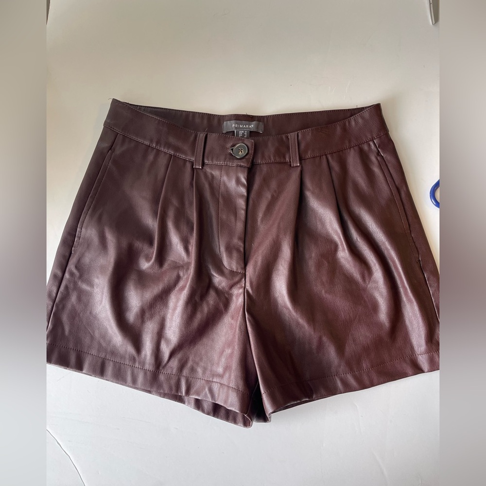 Chocolate Brown Faux Leather Shorts 8 - Picture 9 of 10